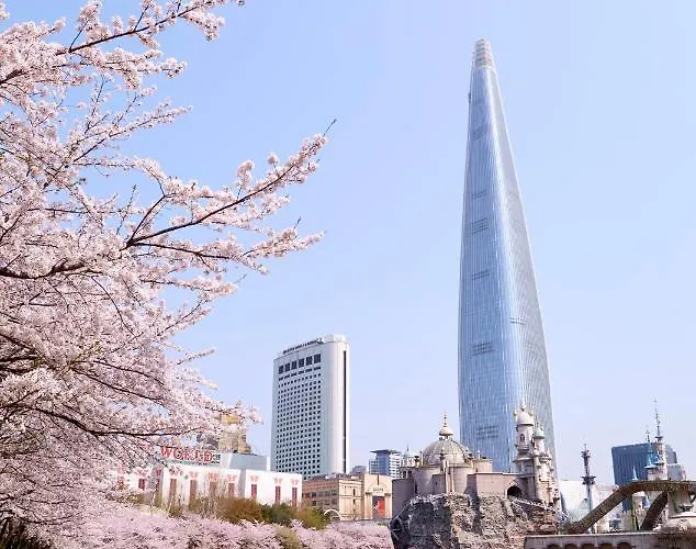 Lotte Hotel World